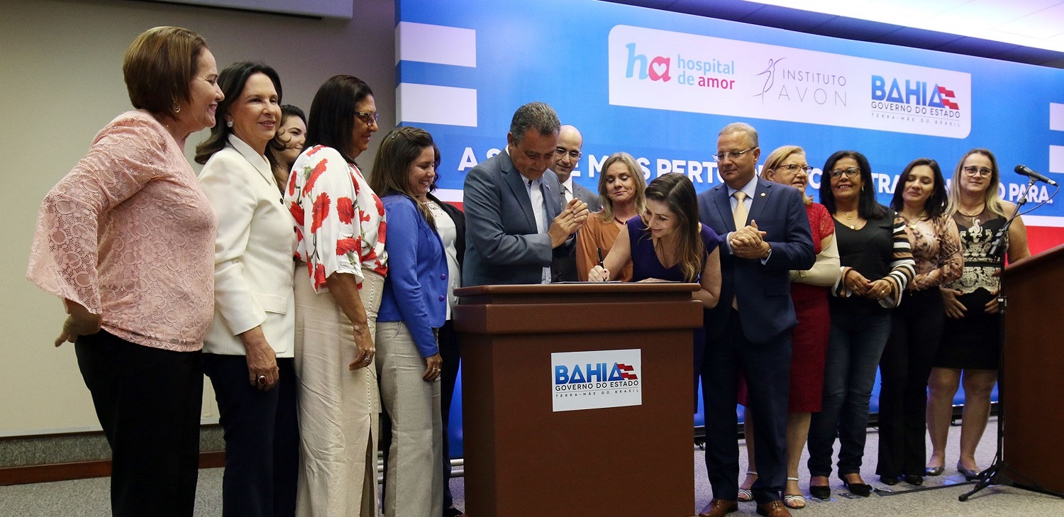 Historic partnership for breast cancer cause in Brazil